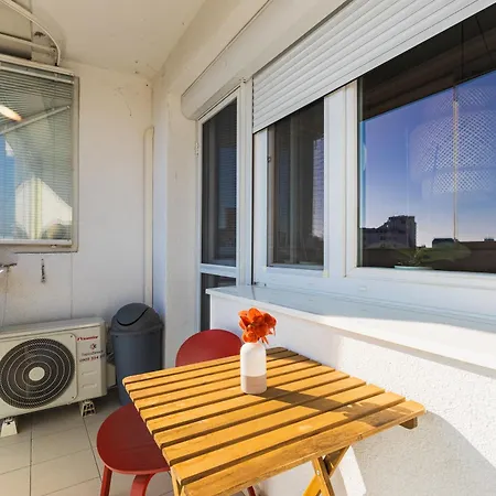 Cozy Nest Trnavska Apartment *